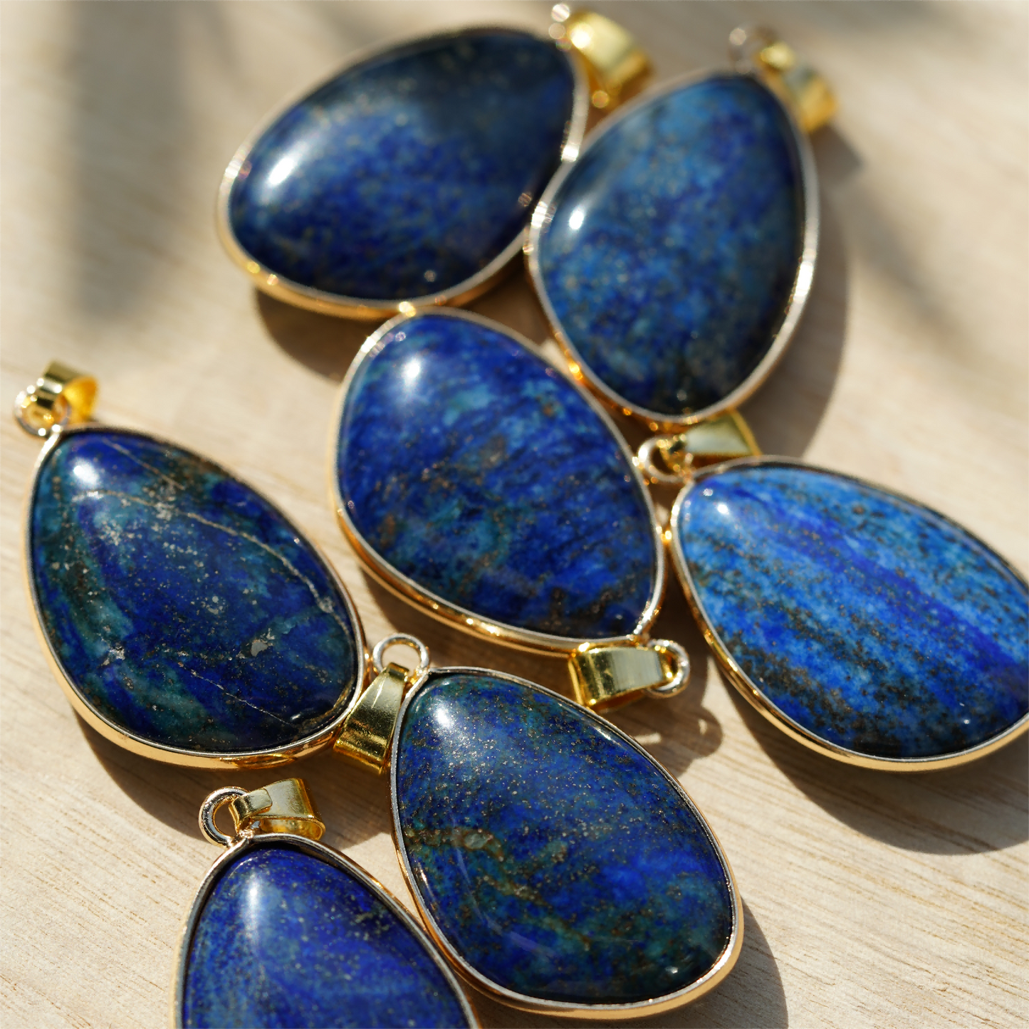 35mm Mixed Crystal Golden Trim Silver Trim Pendant Crystal Healing Bulk Wholesale