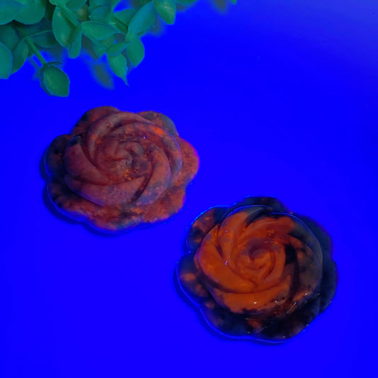 2.0" UV Reactive Hackmanite Flower Carvings Crystal Healing Bulk Wholesale