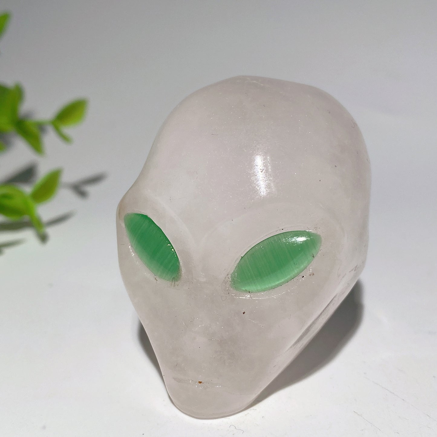 2.0" Mixed Crystal Alien's Head with Random Eyes Crystal Healing Bulk Wholesale