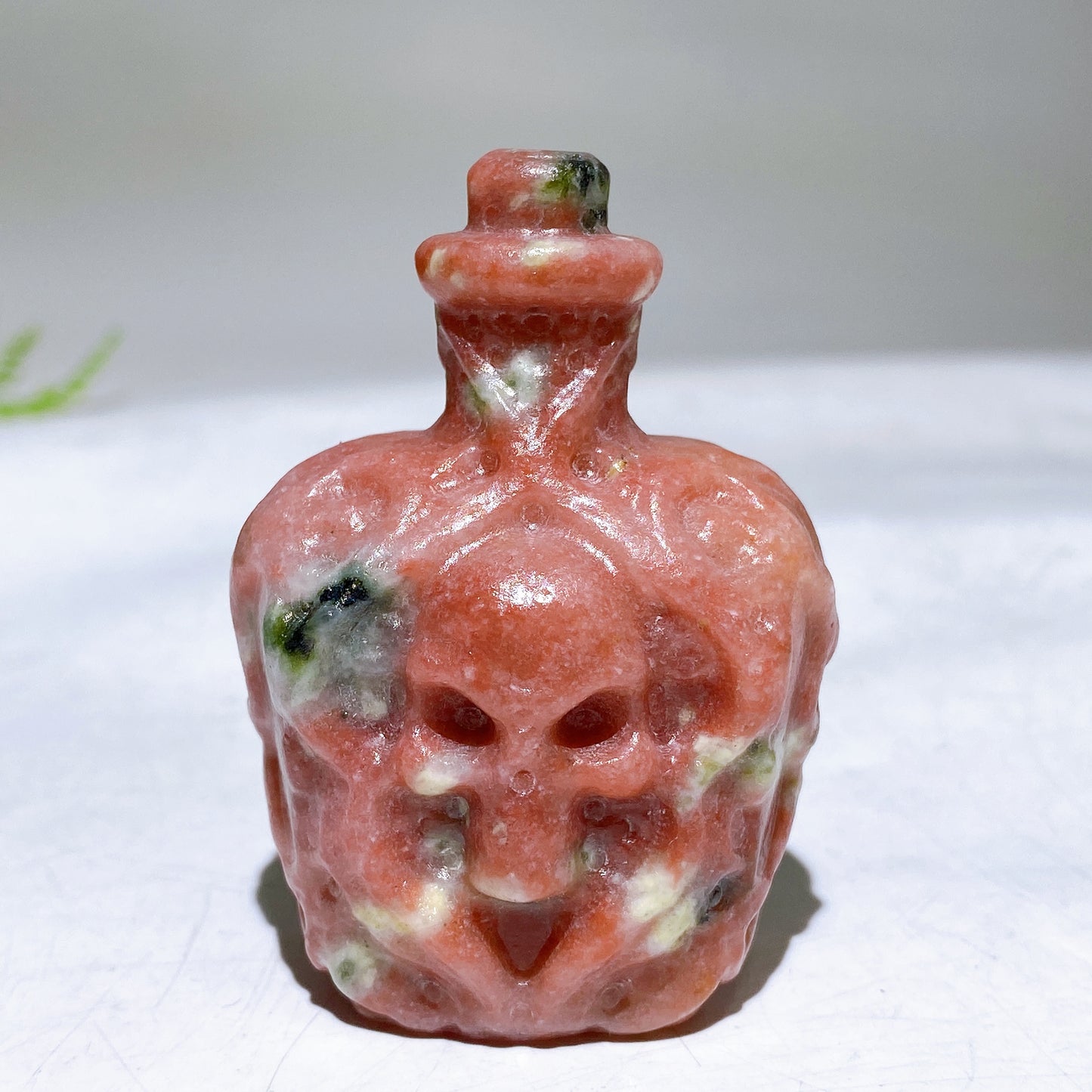 2.4" Crystal Poison Bottle Carving Wholesale