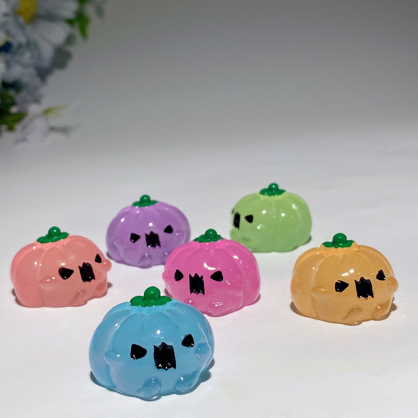 25-35mm Mini Luminous Pumpkin Ghost Broom Carvings for Halloween Crystal Healing Bulk Wholesale