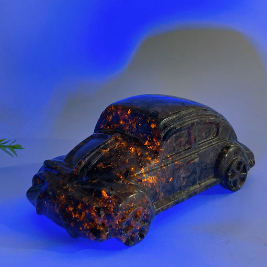 UV Reactive Yooperlite Car Carving Crystal Healing Bulk Wholesale
