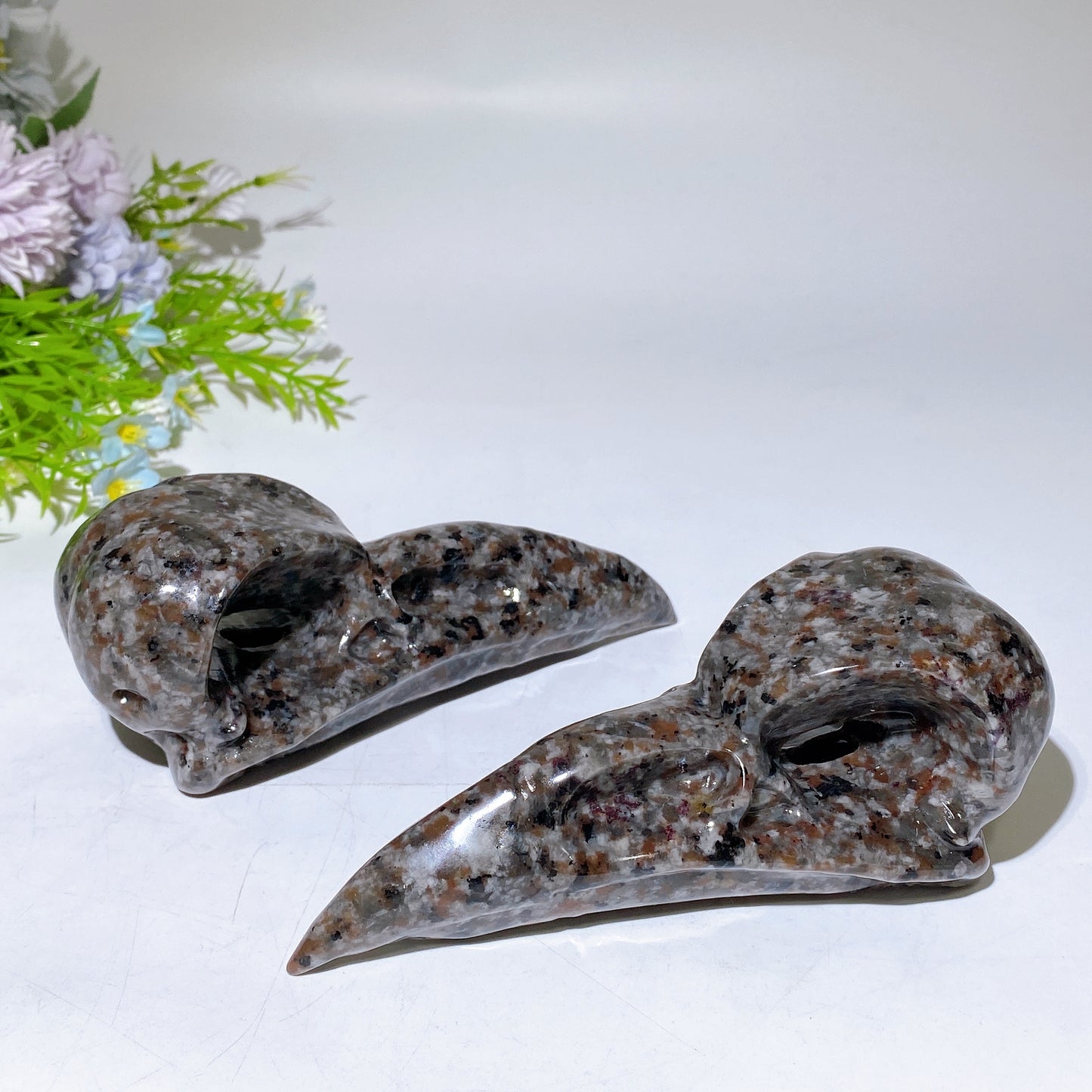 5.8" UV Reactive Yooperlite Raven Skull Carving Crystal Healing Bulk Wholesale