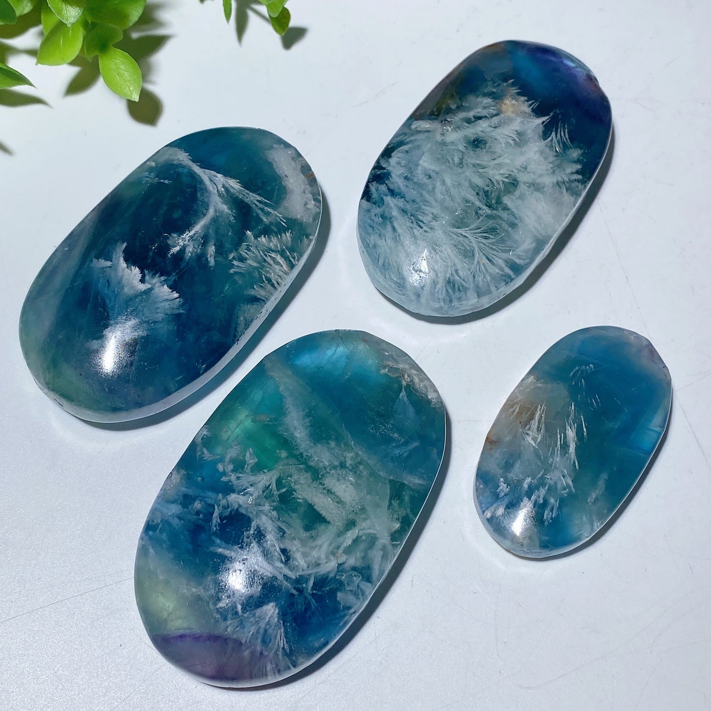 2.0"-3.2" Feather Fluorite Heart Palm Crystal Healing Bulk Wholesale