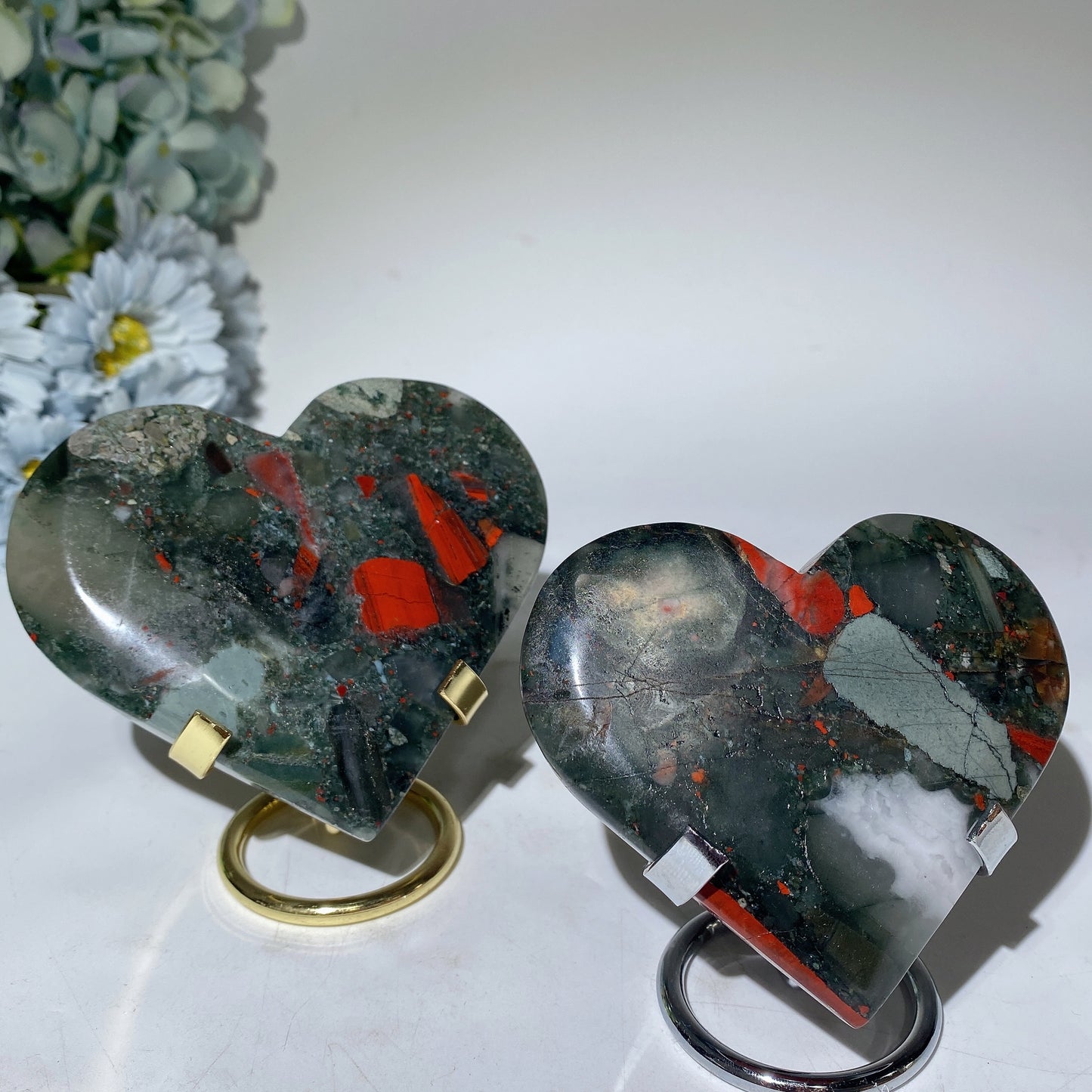 2.8"-4.5" Africa Blood Sotne Heart Crystal Healing Bulk Wholesale