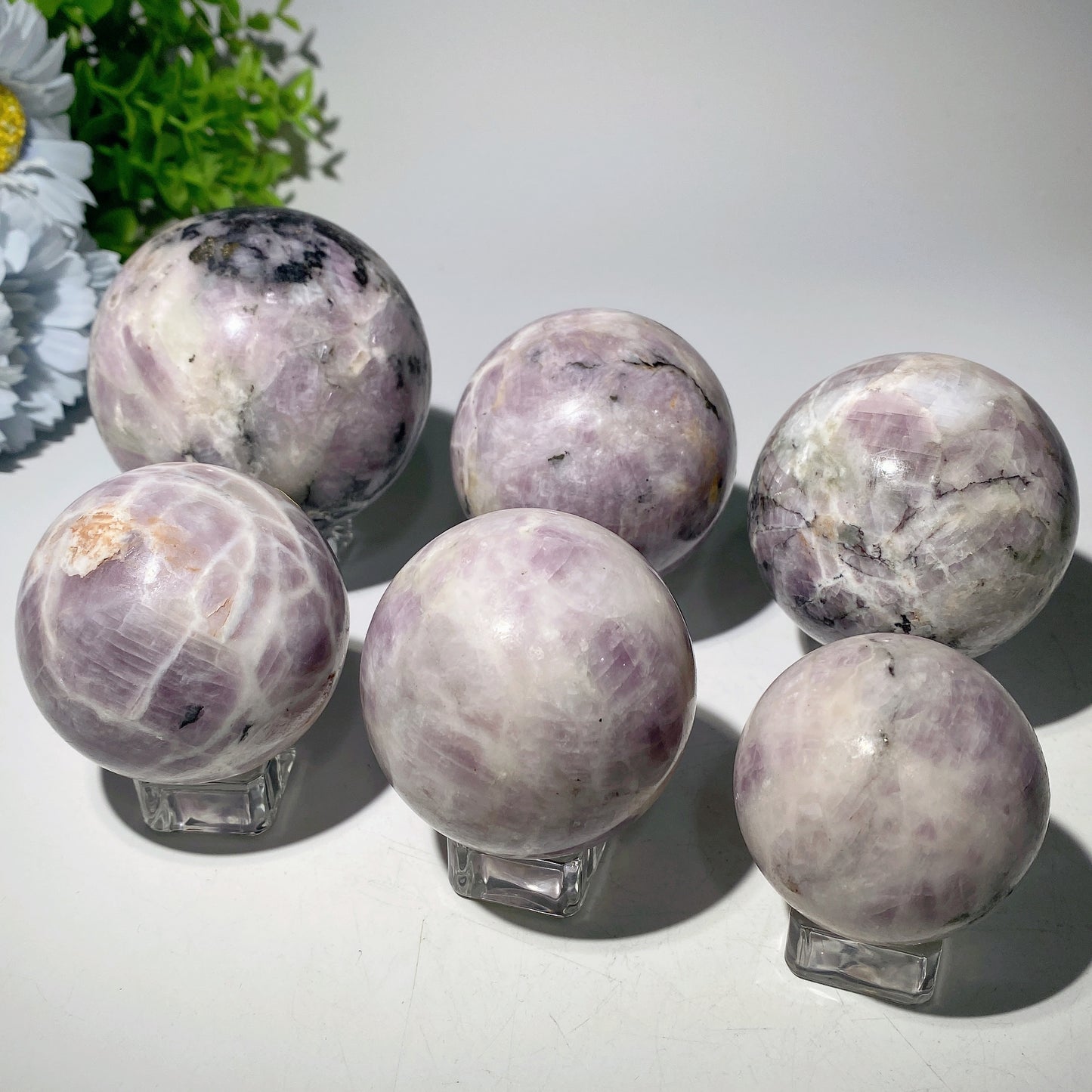1.8"-3.2" UV Reactive Hackmanite Sphere Crystal Healing Bulk Wholesale