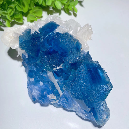 Unique Rare Fluorite Specimen Grow with Calcite Crystal Healing