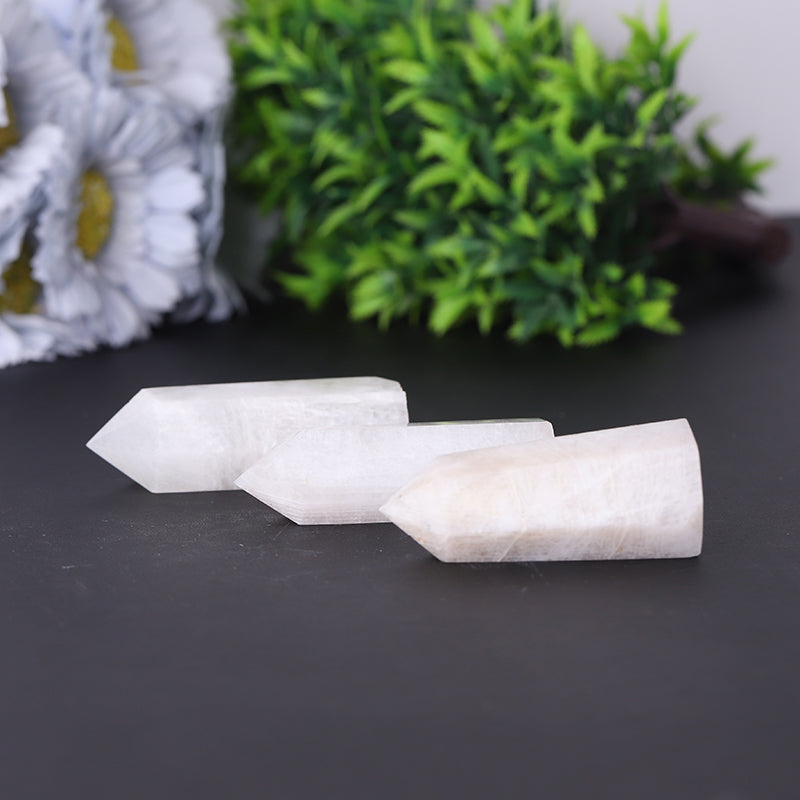 Wholesale Polished Healing Stone Natural White Moonstone Point For Sale
