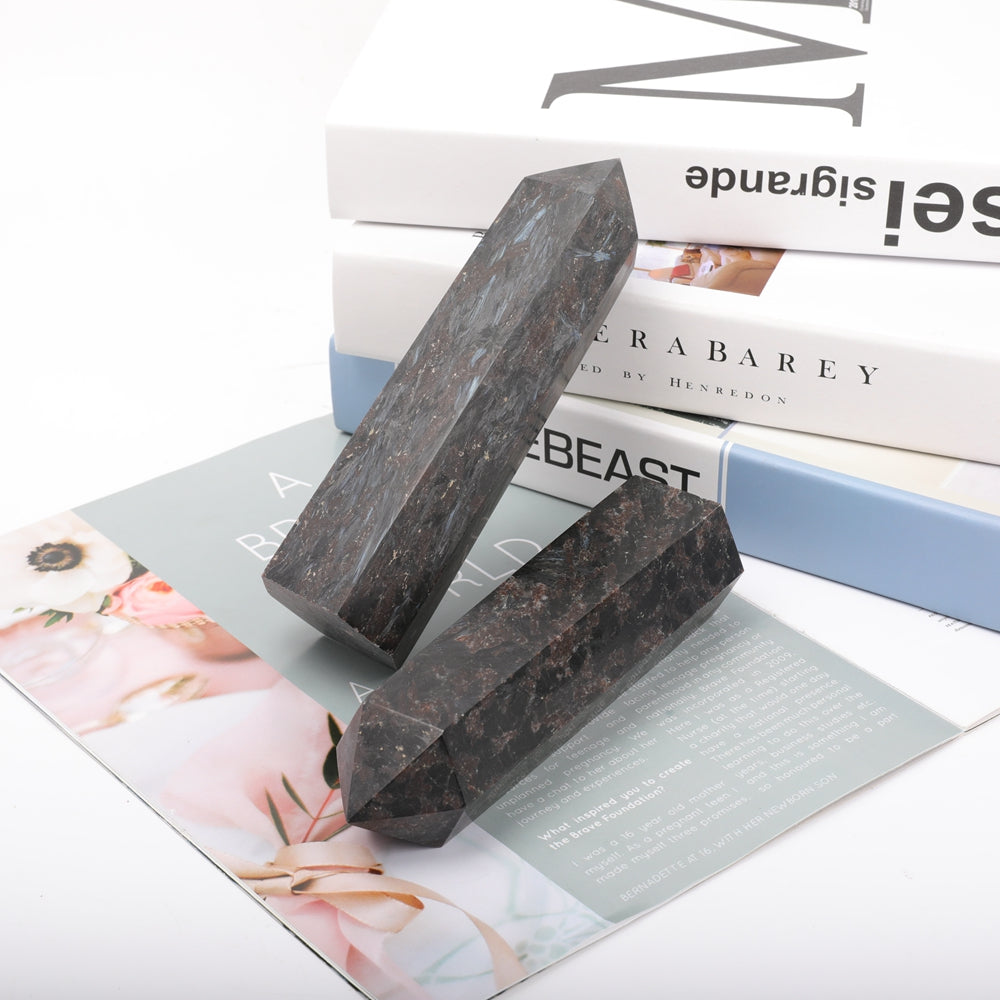 Unique Astrophlite Crystal Towers