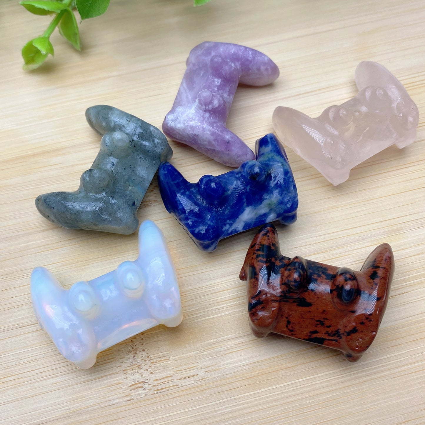 1.3" Mixed Crytsal Game Controller Carvings Crystal Healing Bulk Wholesale