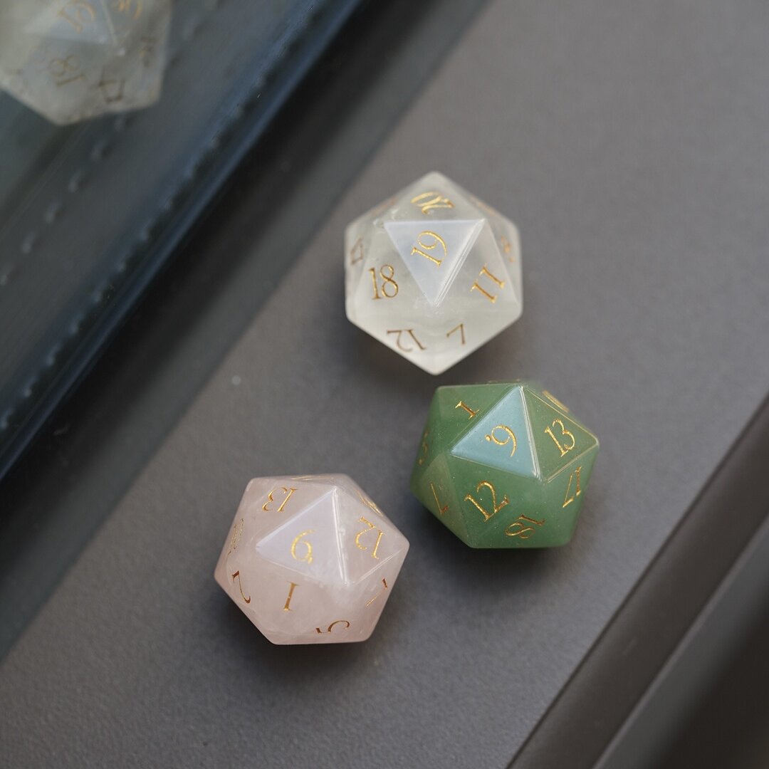 High Quality Natural Crystal Dice Carving Wholesale New Arrival