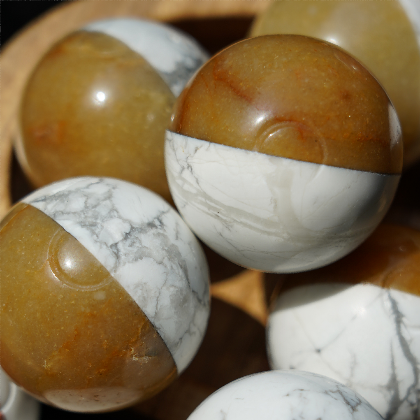 20-40mm Red Jasper Howlite Poke Ball Crystal Sphere Bulk Wholeslae