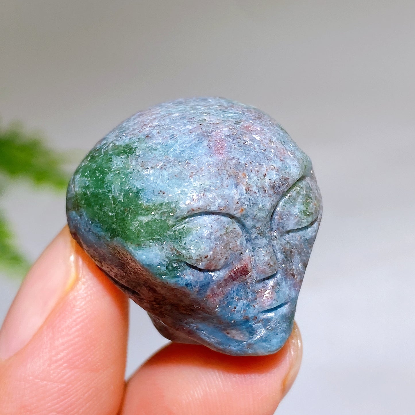 1.0" Crystal Alien Skulll Carving Crystal Healing Bulk Wholesale