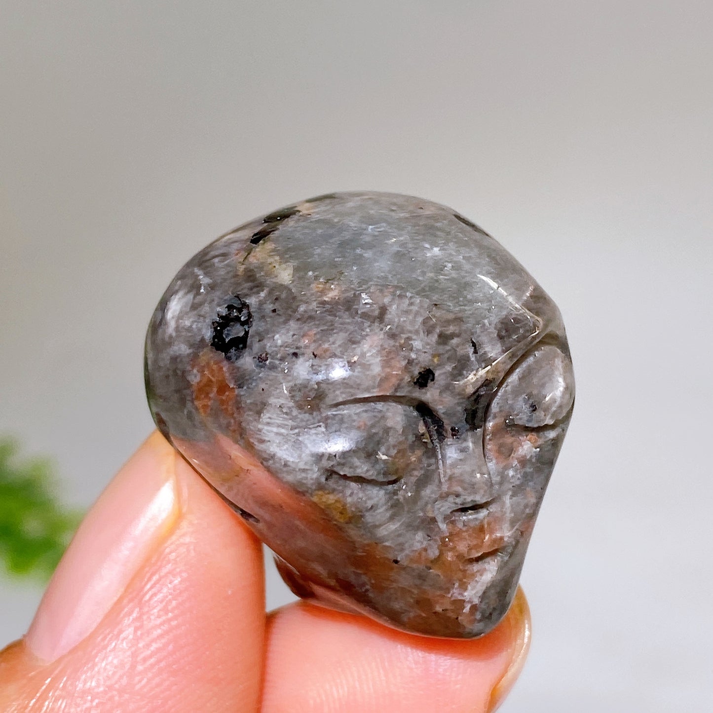 1.0" Crystal Alien Skulll Carving Crystal Healing Bulk Wholesale
