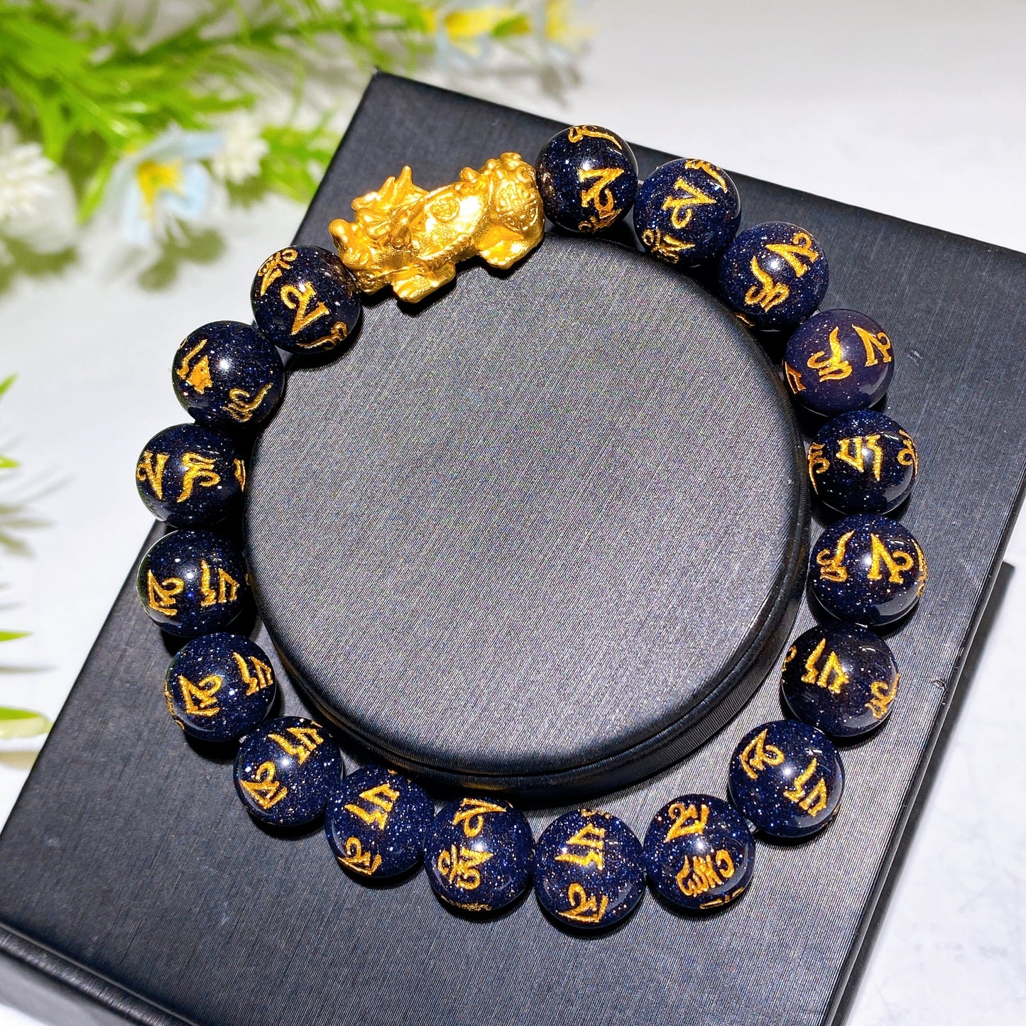 8mm 10mm Crystal Bracelet with Gold Metal Pixiu Decor Crystal Healing Bulk Wholesale