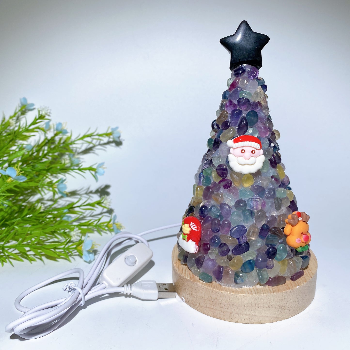 17.5cm Crystal Chips Christmas Tree Shape Lamp with Wooden Base Bulk Wholesale