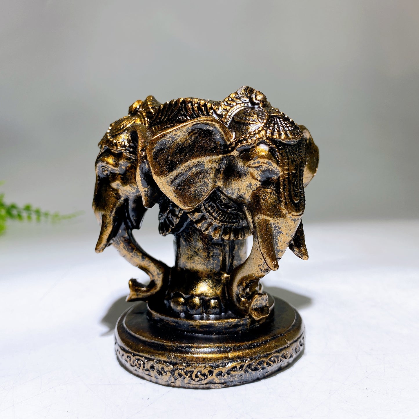 8cm Resin Three-elephants Stand Wholesale