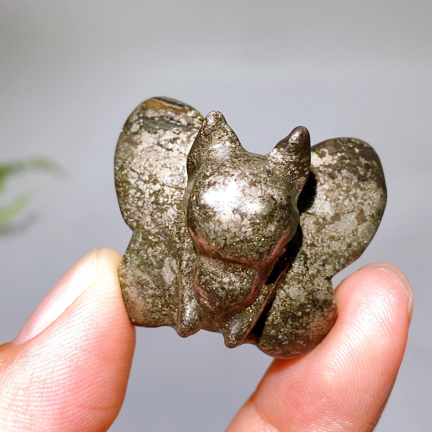 1.4" Natural Crystal Butterfly Carving Wholesale