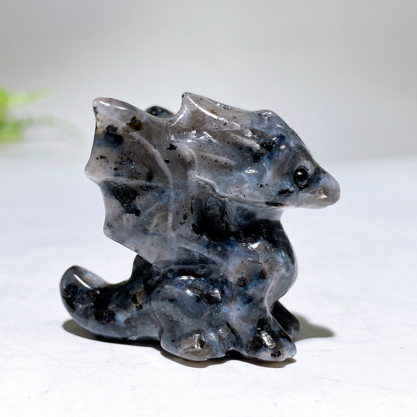 1.4" Natural Crystal Dragon Carving Wholesale