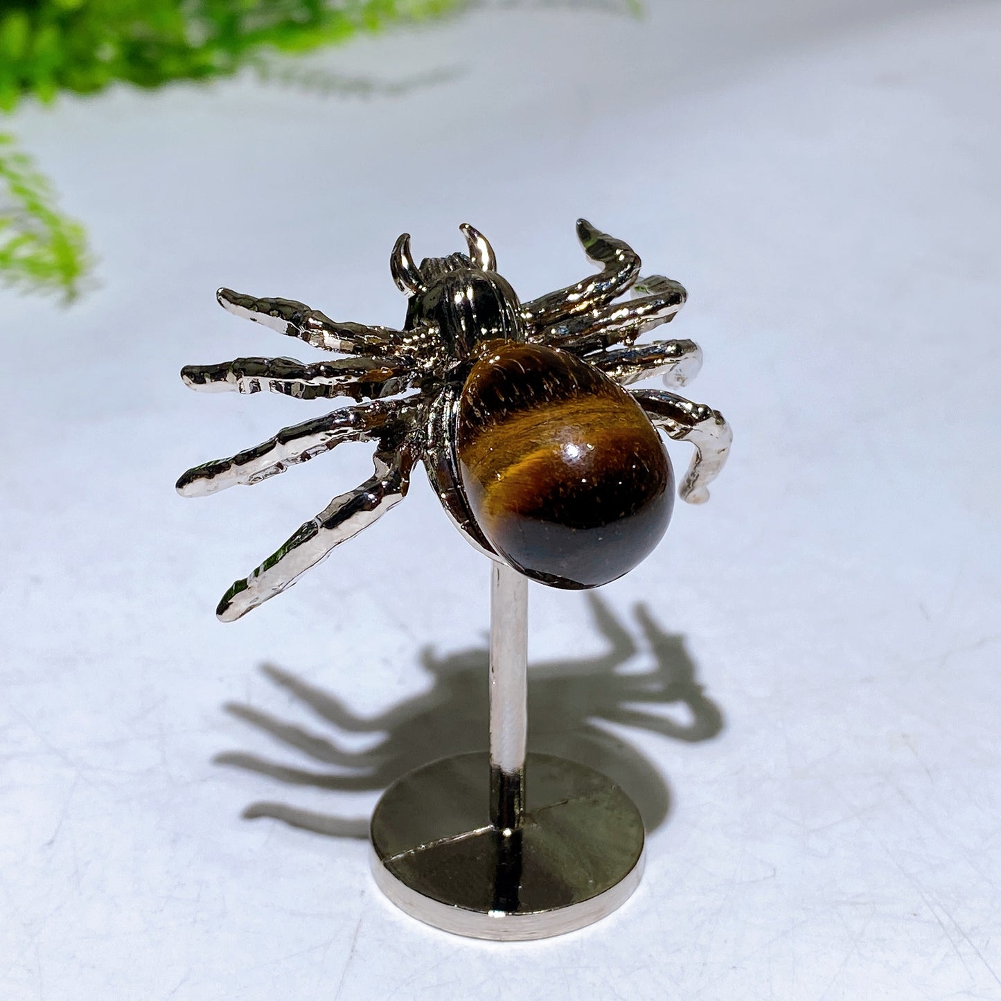 Natural Crystal Spider Carving with Fixed Metal Display Stand Wholesale