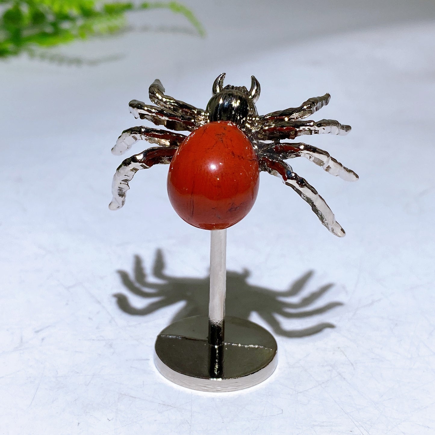 Natural Crystal Spider Carving with Fixed Metal Display Stand Wholesale