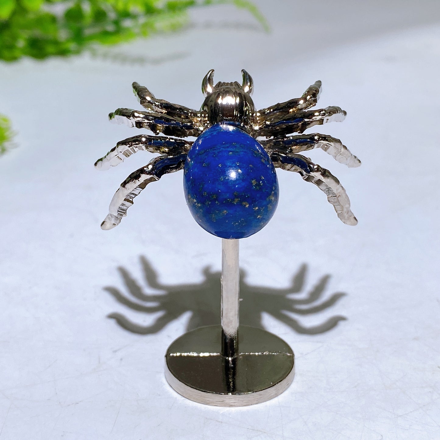 Natural Crystal Spider Carving with Fixed Metal Display Stand Wholesale