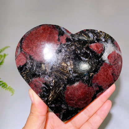 Atrophylite Garnet Moss Agate Heart Carving Wholesale