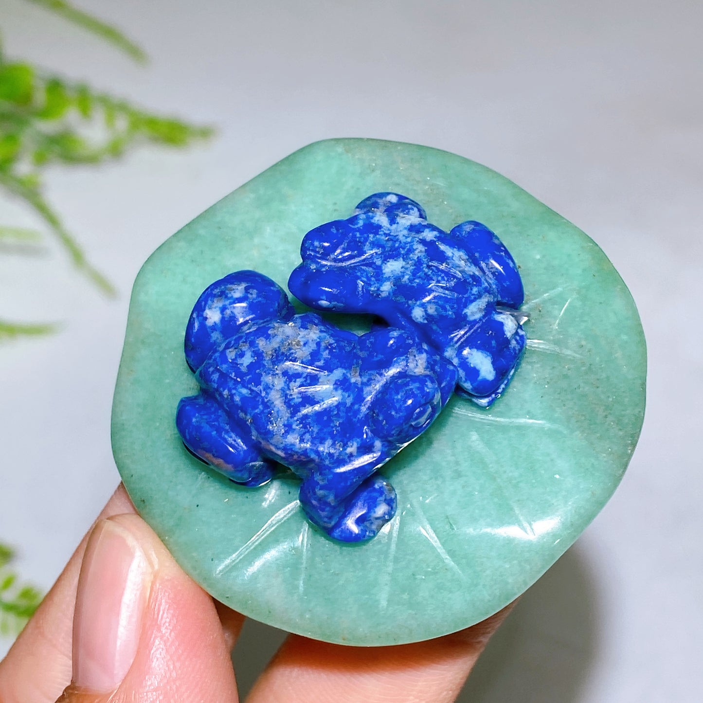 2.0" Natural Crystal Frogs on Aventurine Leaf Carving Wholesale