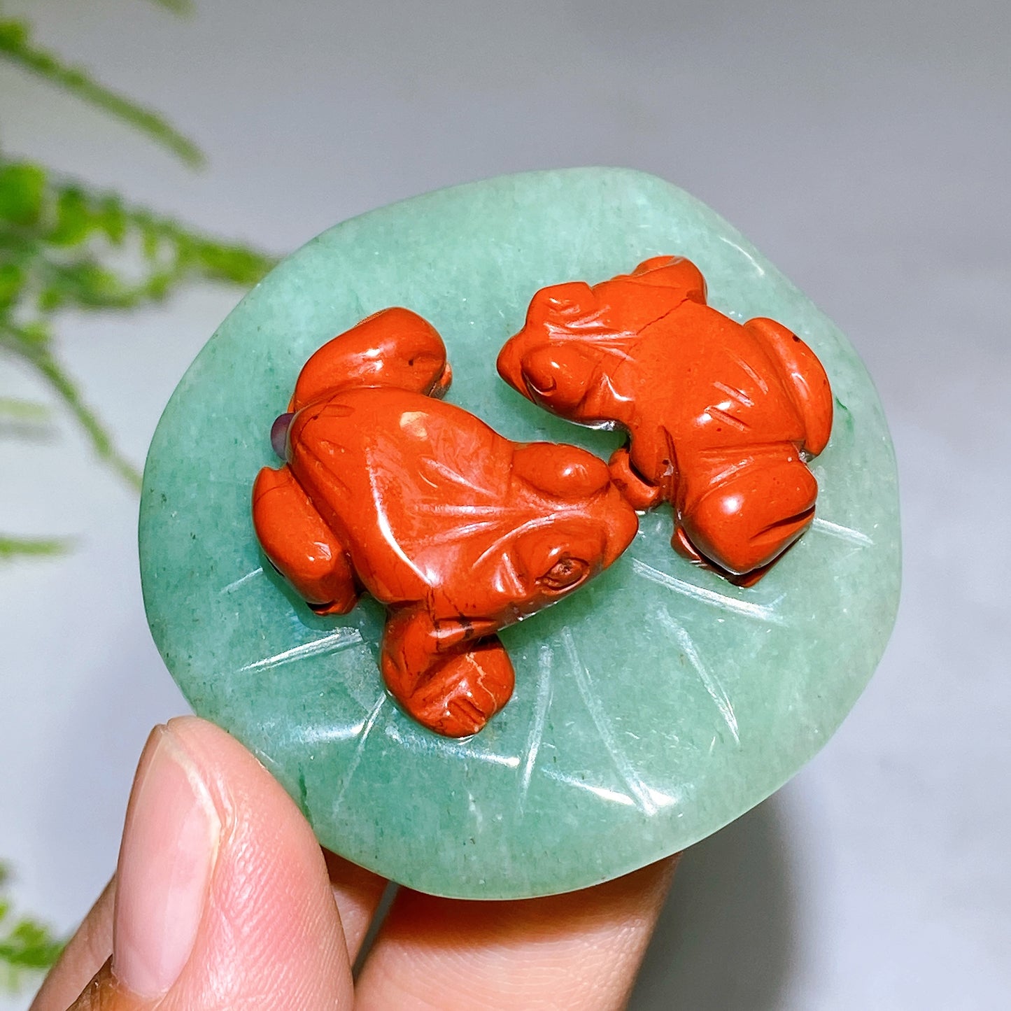 2.0" Natural Crystal Frogs on Aventurine Leaf Carving Wholesale