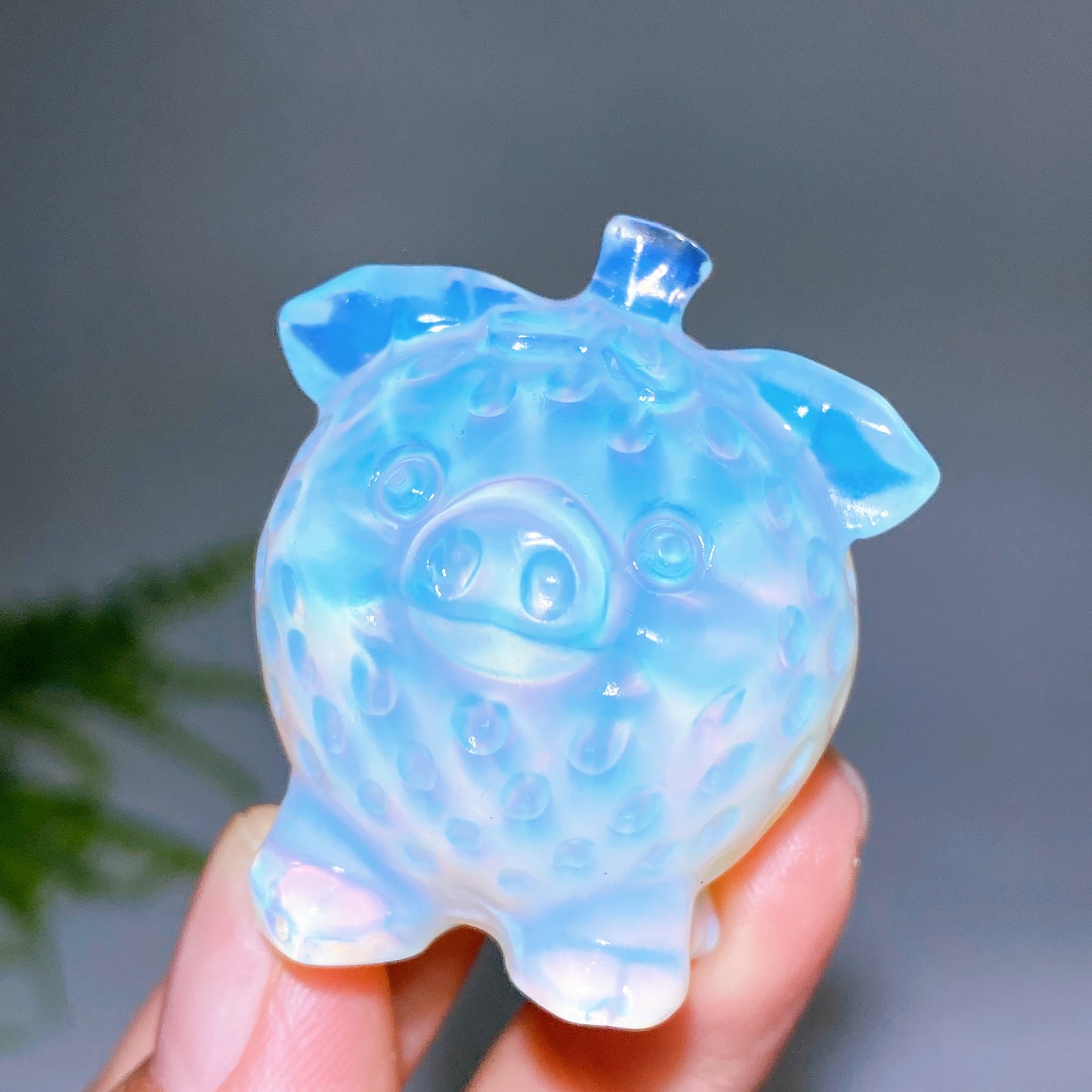 1.6" Natural Crystal Strawberry Pig Carving Wholesale
