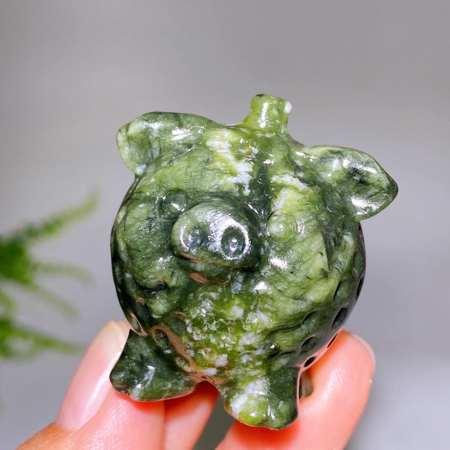1.6" Natural Crystal Strawberry Pig Carving Wholesale