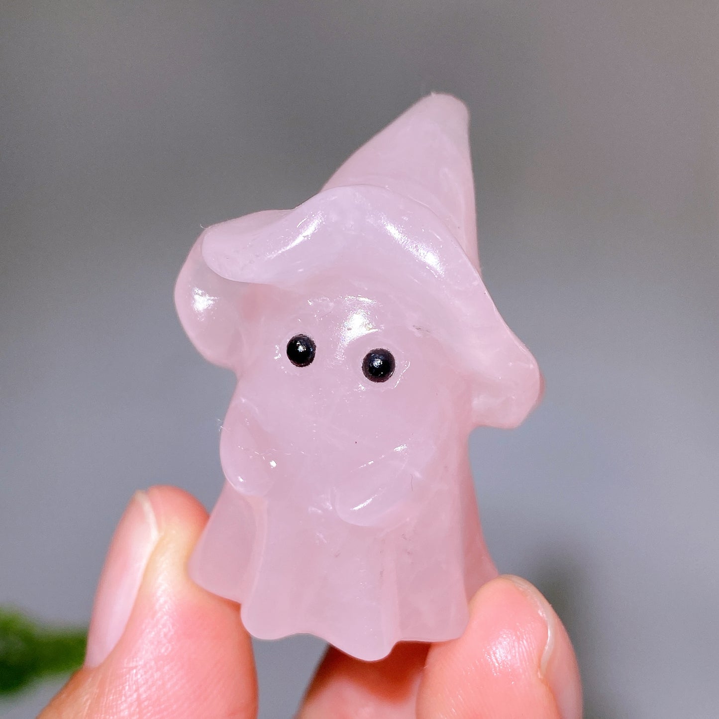 1.5" Natural Crystal Ghost with Witch's Hat Carving for Halloween Wholesale