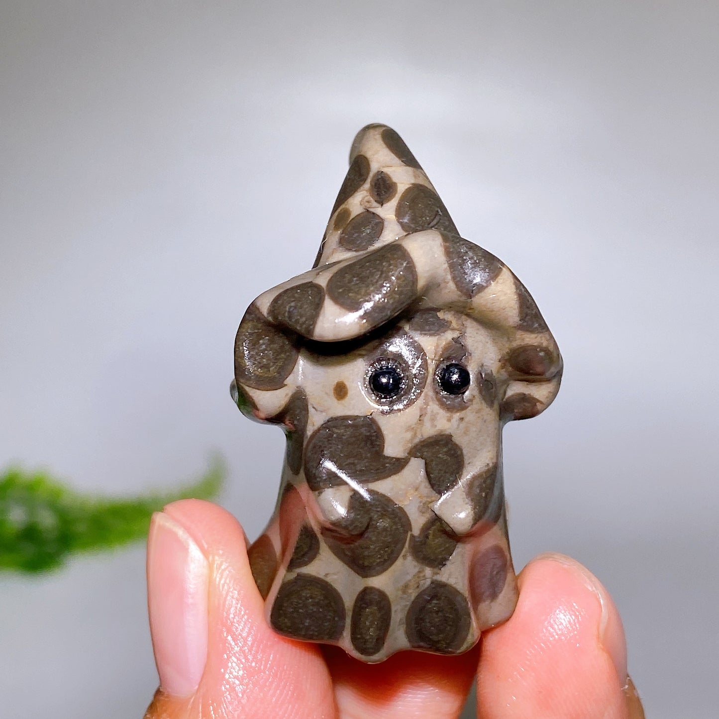 1.5" Natural Crystal Ghost with Witch's Hat Carving for Halloween Wholesale