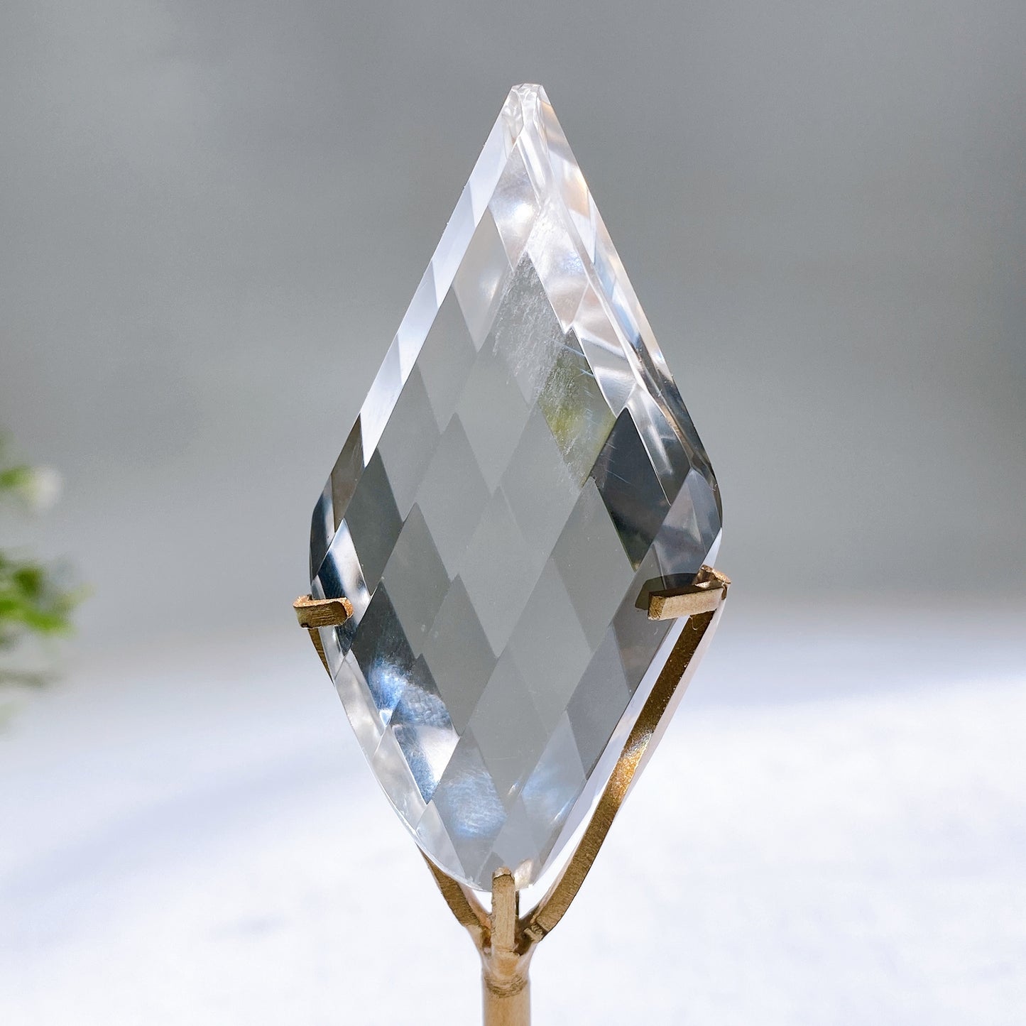 Clear Quartz Water-drop Diamond Curved Rhomus with Stand Wholesale