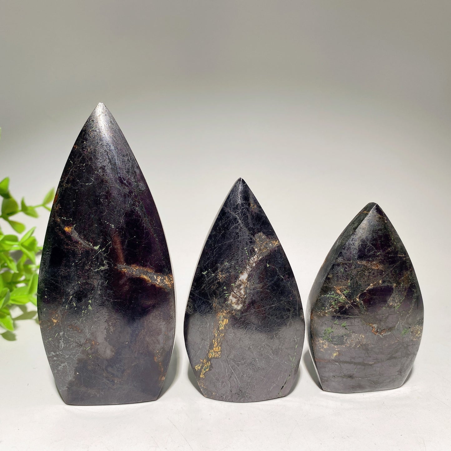 2.5"-4.5" Sugilite Free Form Bulk Wholesale