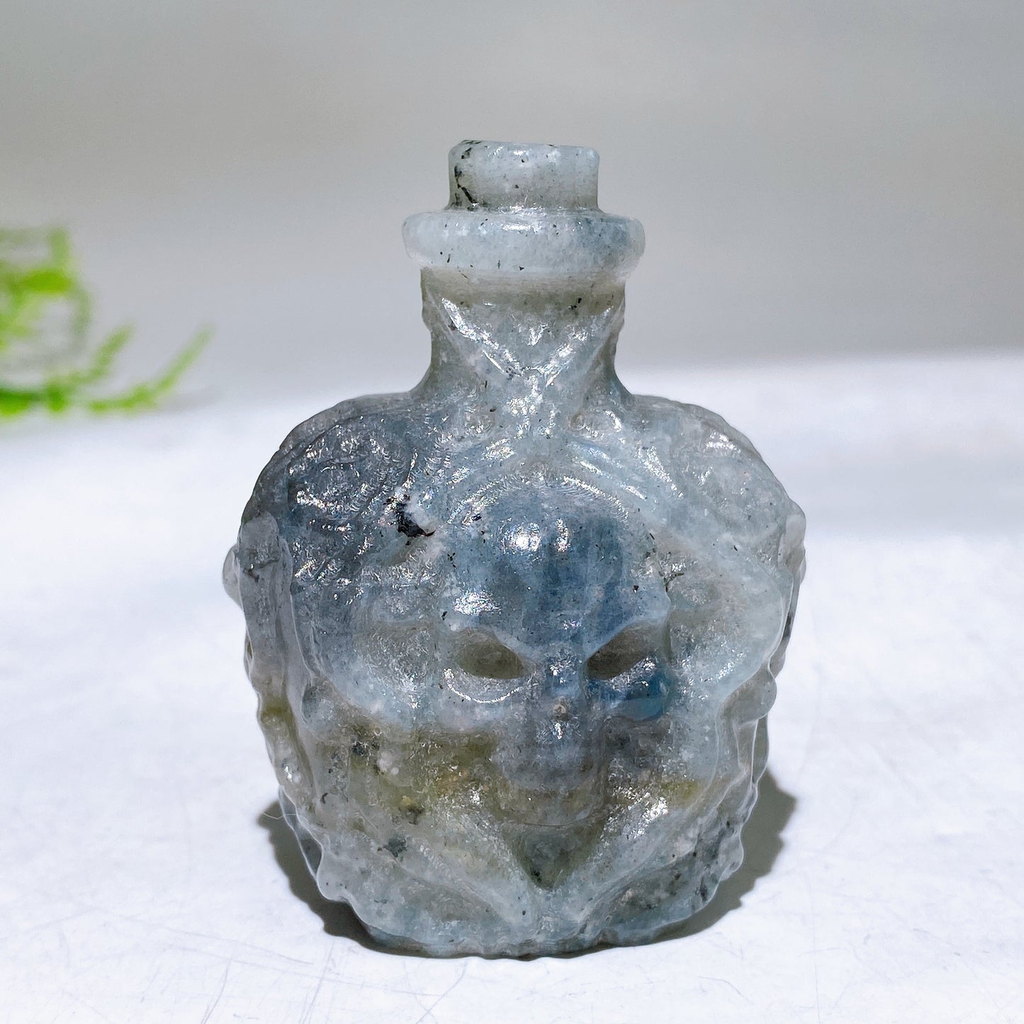 2.4" Crystal Poison Bottle Carving Wholesale