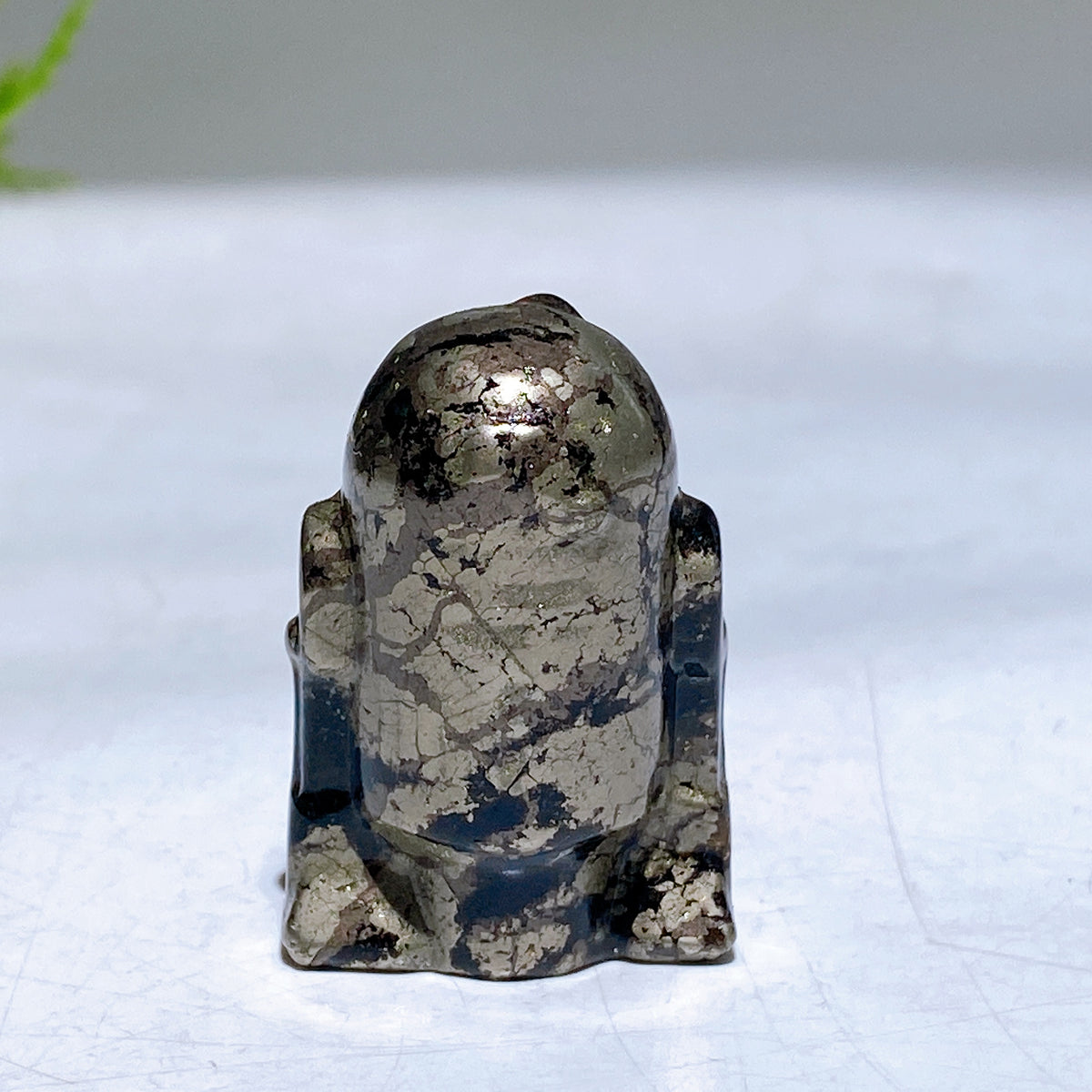 1.4" Natural Crystal R2D2 Carving Wholesale