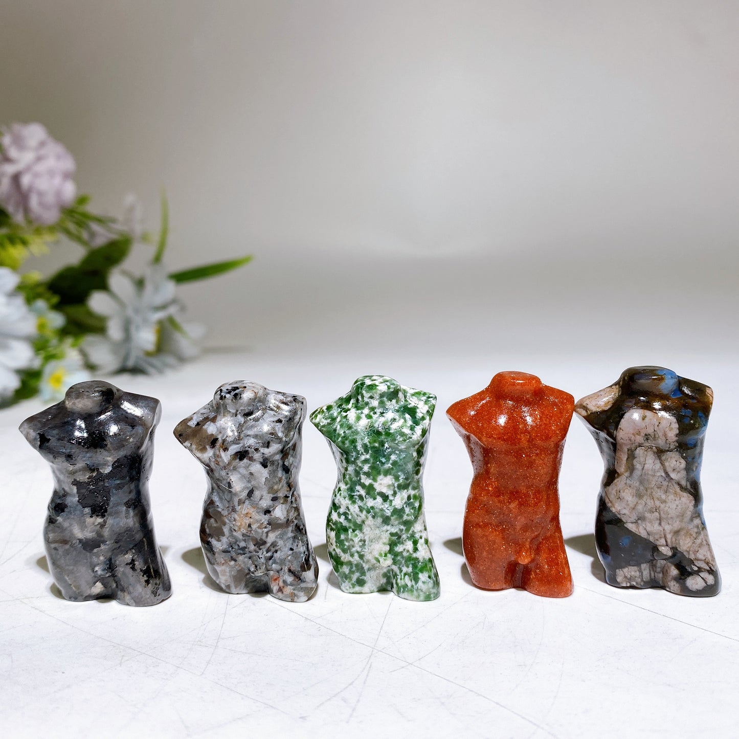 1.5" Crystal Model Carving Crystal Healing Bulk Wholesale