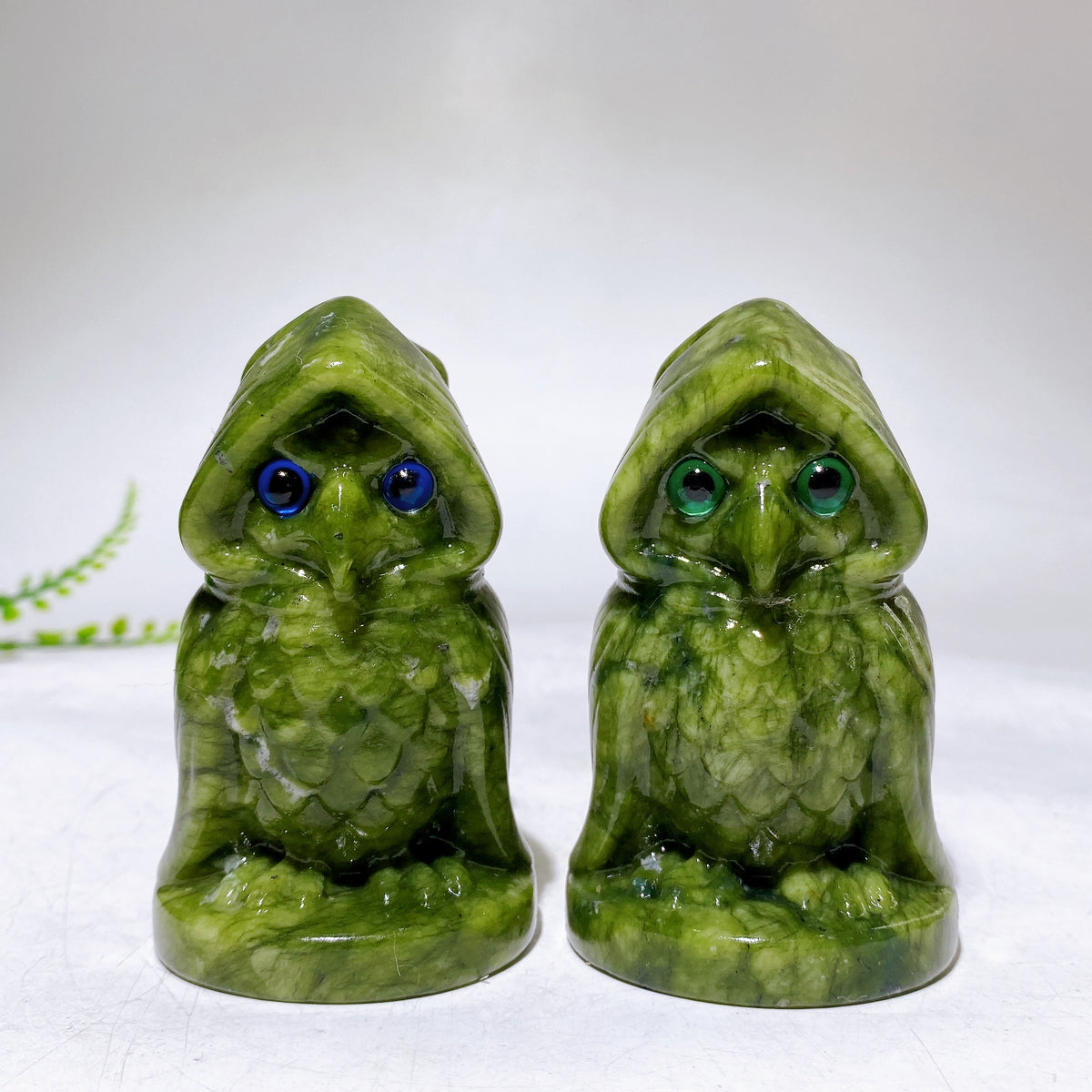 3.2" Black Obsidian Serpentine Owl with Cloark Carving Wholesale