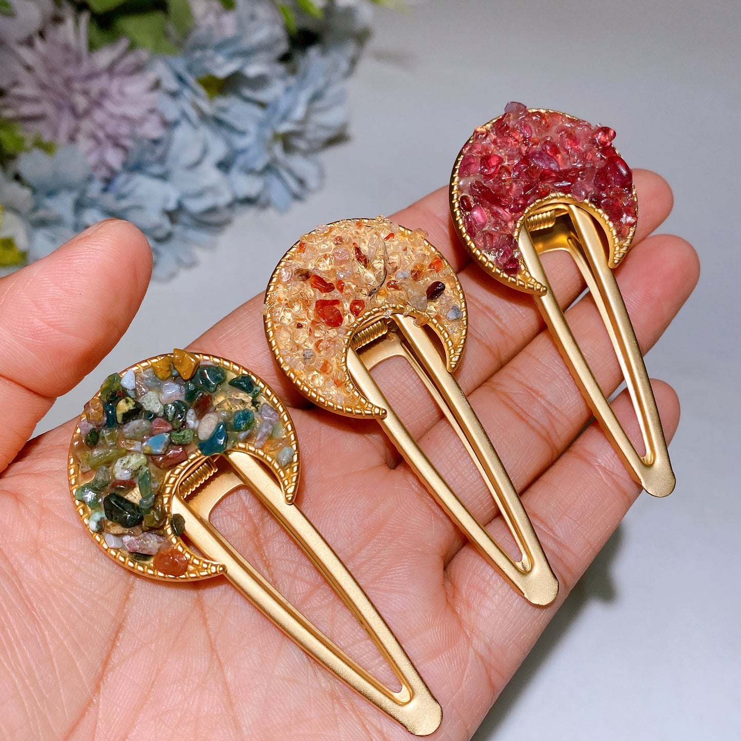 Crystal Chips Round Moon Star Heart Shape Hairpin Crystal Healing Bulk Wholesale