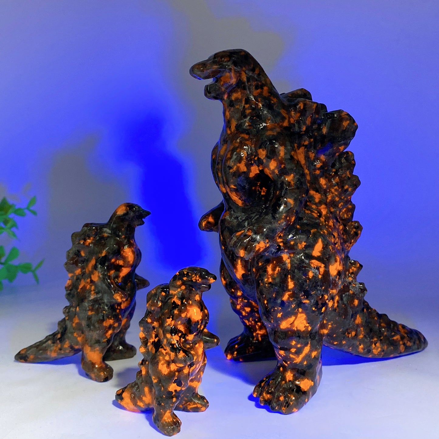 2.4"-5.8" UV Reactive Yooperlite Godzilla Carvings Crystal Healing Bulk Wholesale