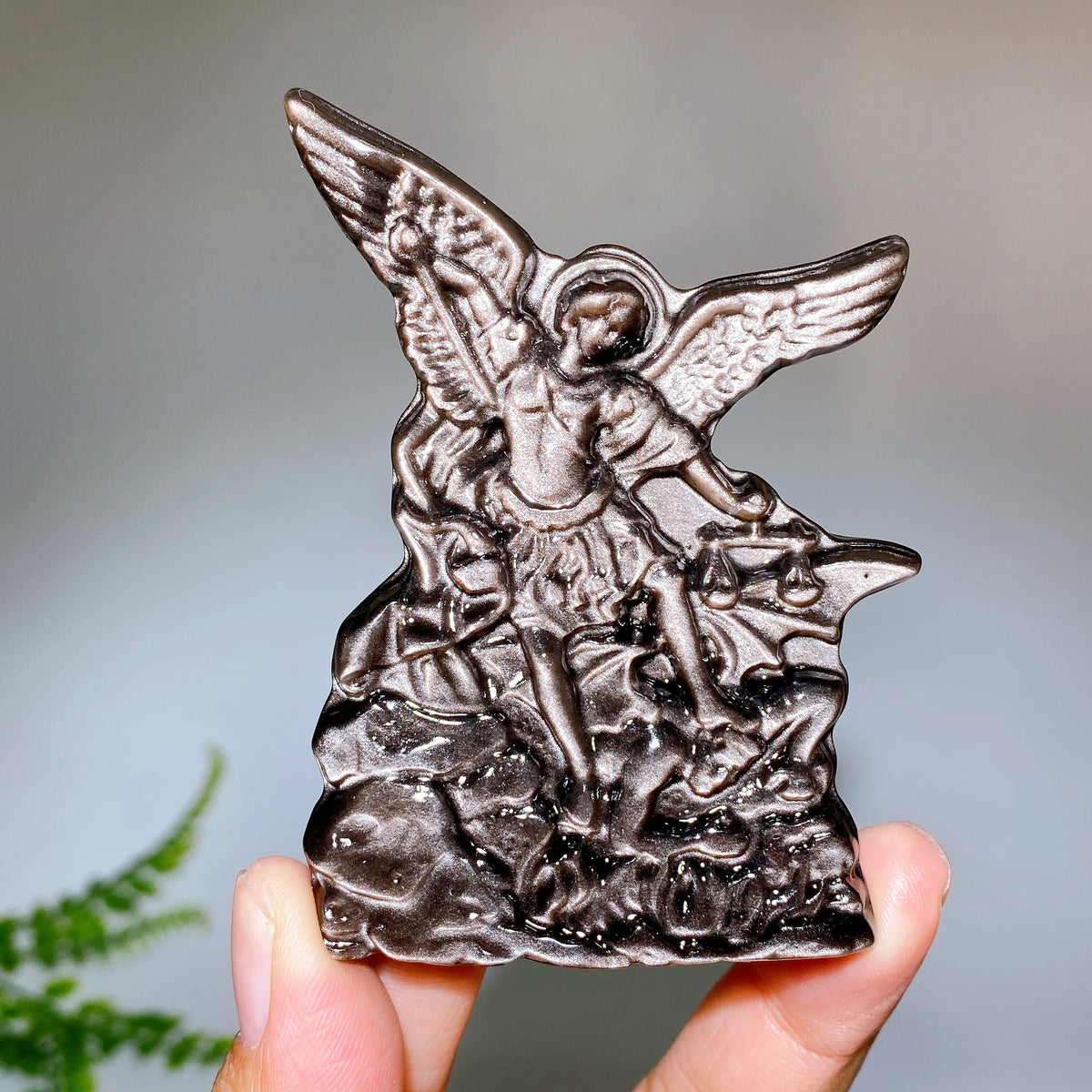3.1"-3.3" Silver Obsidian Slab Carving Wholesale New Arrival