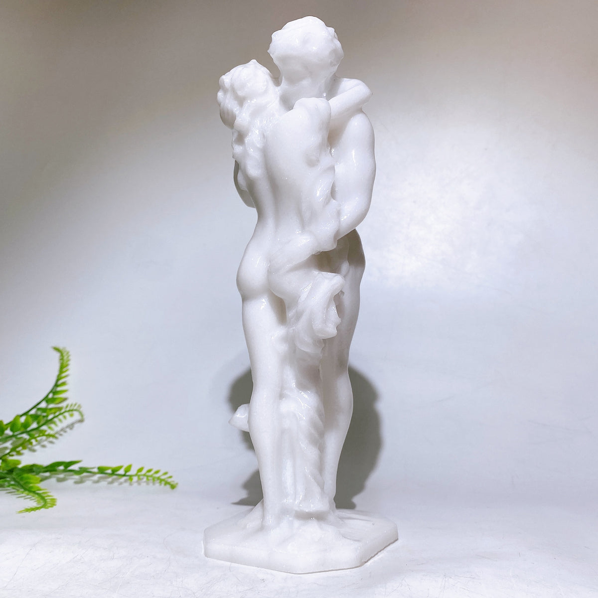 23cm-25cm Natural Crystal Huging Couple Carving Wholesale New Arrival