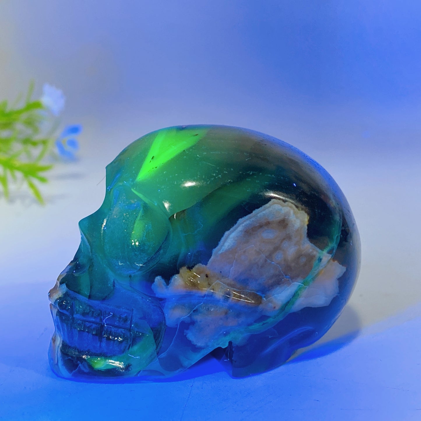 2.2"-2.4" UV Reactive Volcanic Agate Skull Carving Crystal Healing Bulk Wholesale