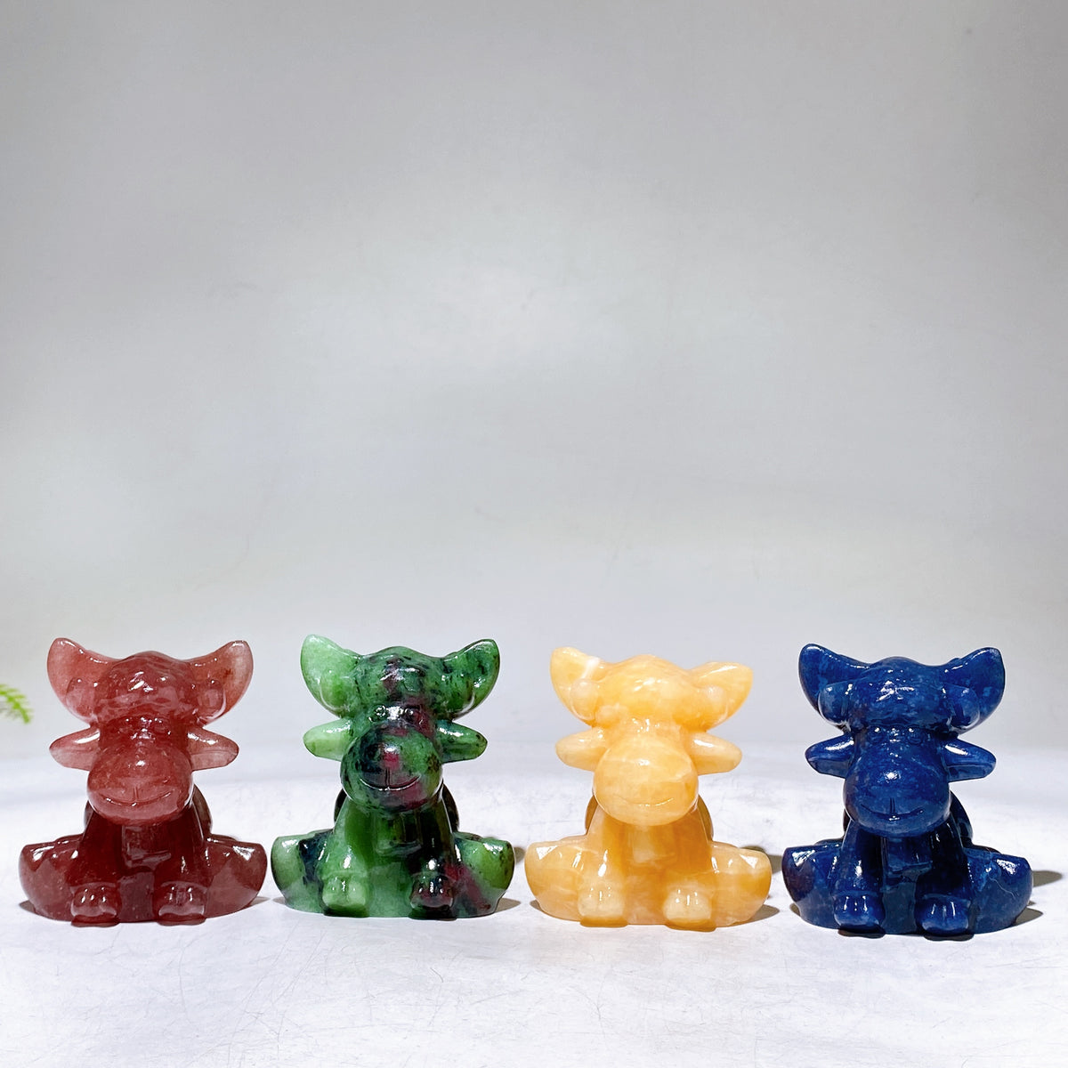 2.3" Natural Crystal Deer Carving Wholesale New Arrival