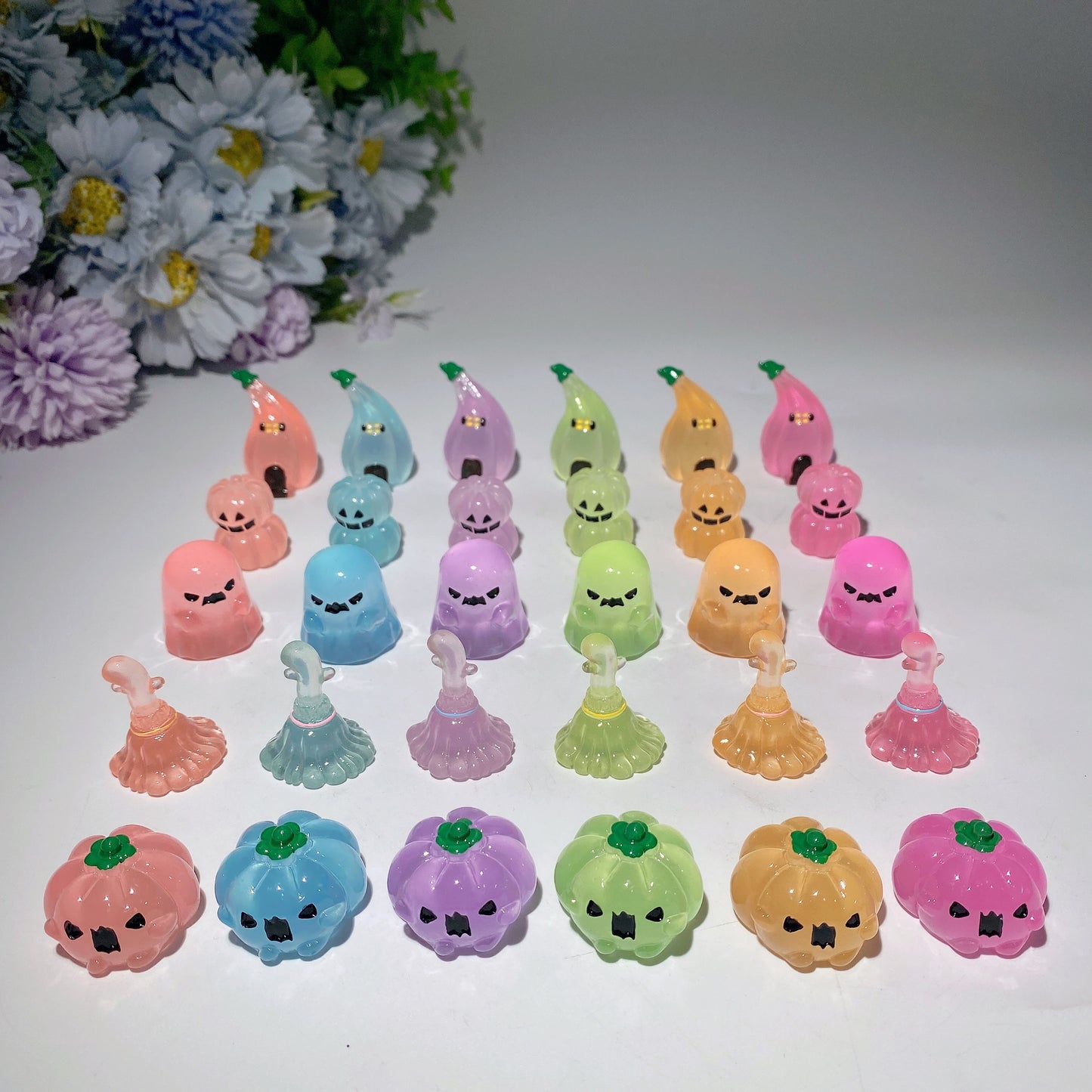 25-35mm Mini Luminous Pumpkin Ghost Broom Carvings for Halloween Bulk Wholesale