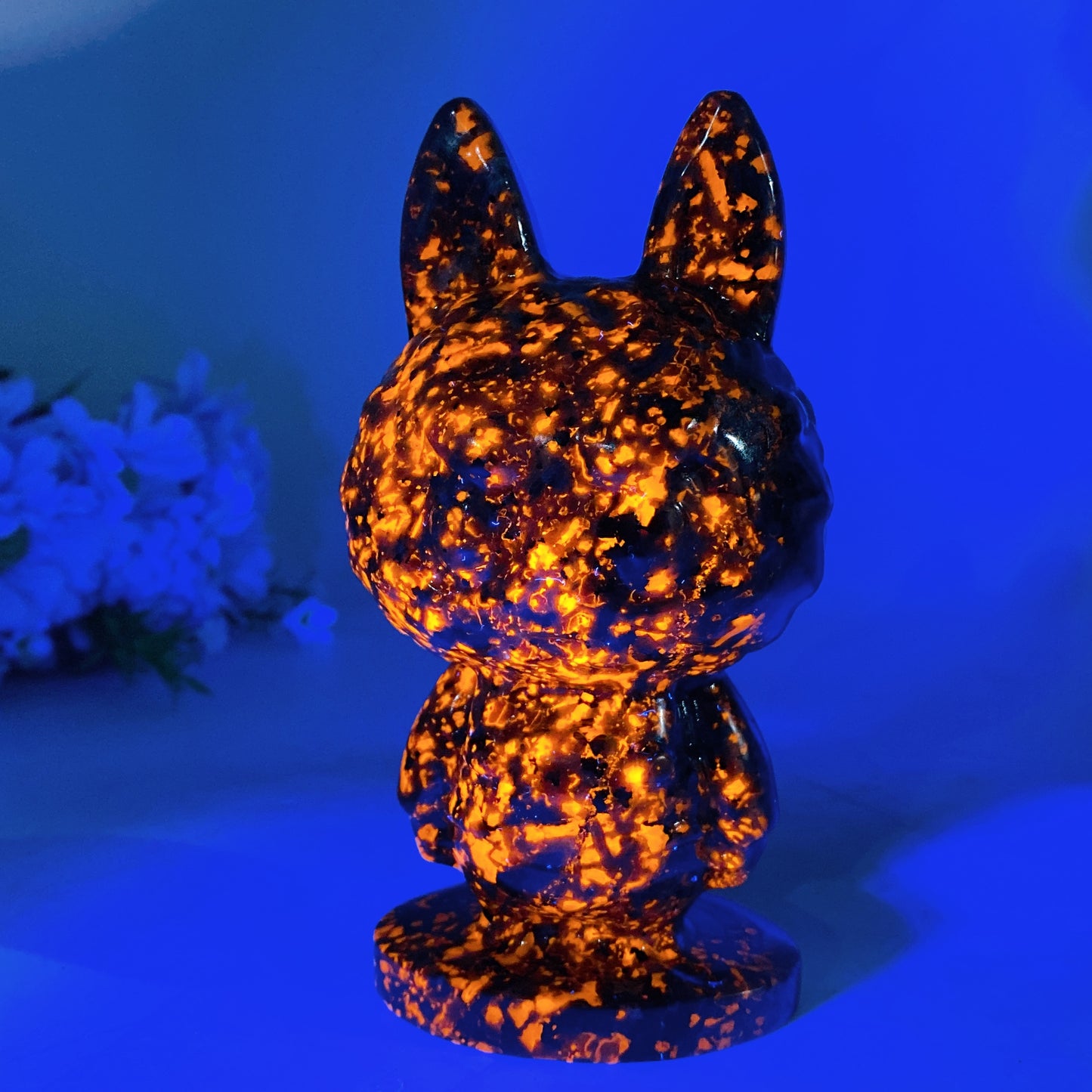 15cm UV Reactive Yooperlite Labubu Carving Crystal Healing Bulk Wholesale