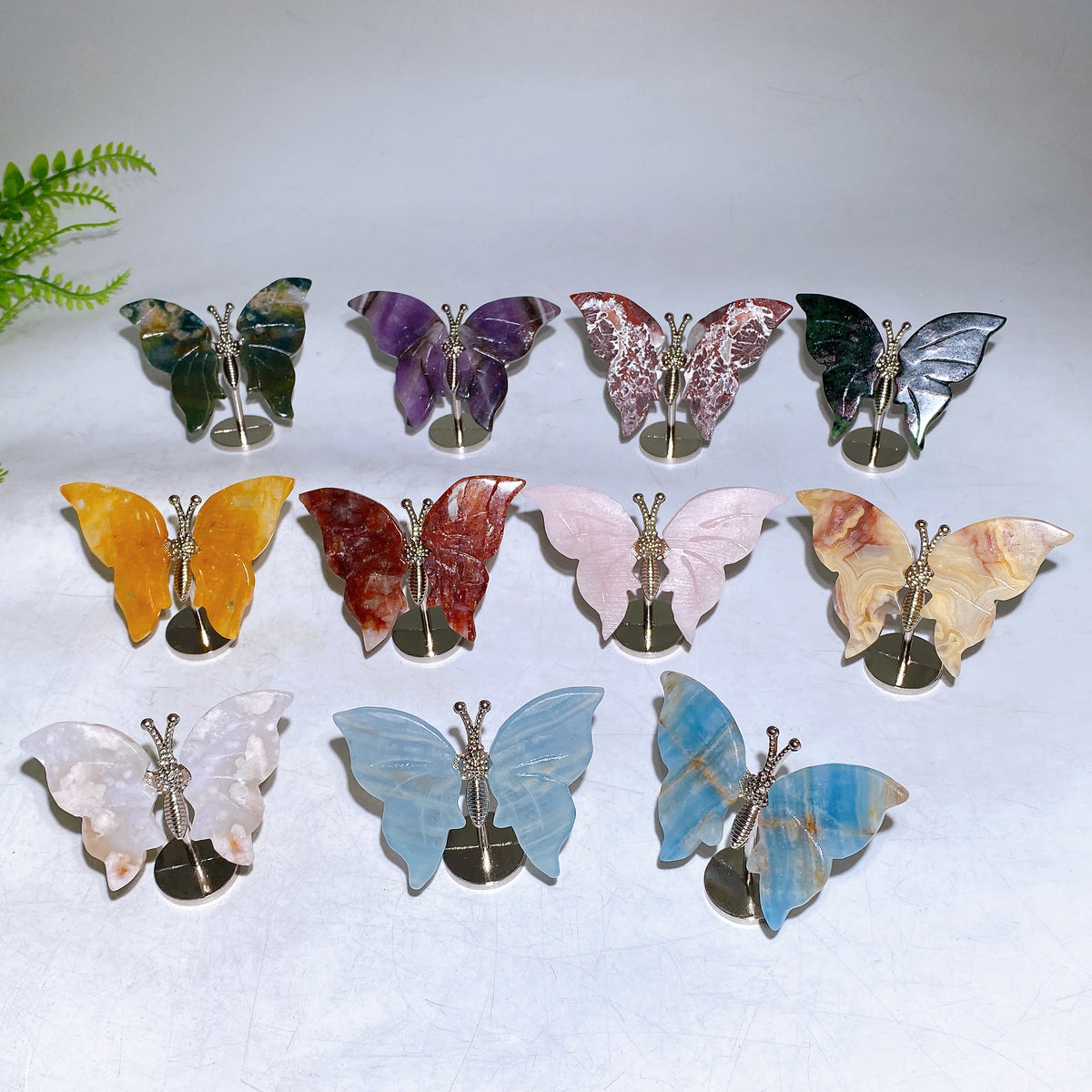 Natural Crystal Butterfly with Fixed Metal Stand Wholesale New Arrival