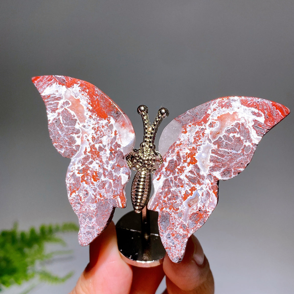 Natural Crystal Butterfly with Fixed Metal Stand Wholesale New Arrival