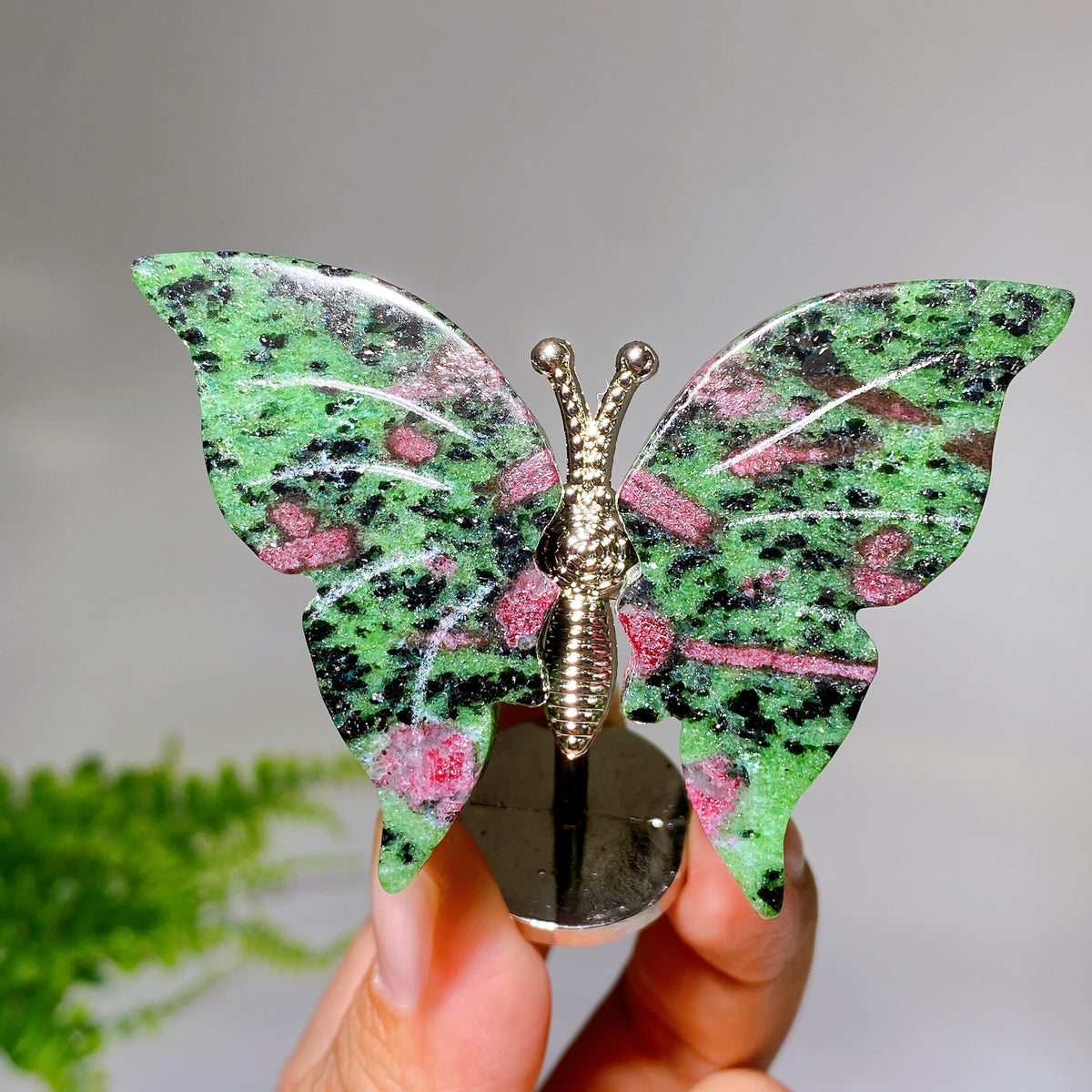 Natural Crystal Butterfly with Fixed Metal Stand Wholesale New Arrival